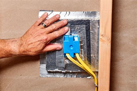 can a junction box rest on insulation|can you insulate junction boxes.